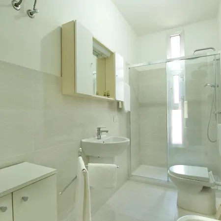 Apartment Centro Commerciale - Immobiliare